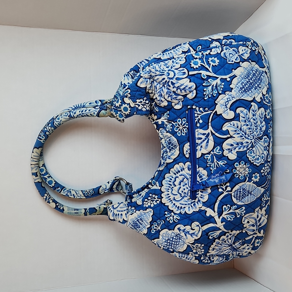 Vera Bradley Shoulder Bag Blue White Floral - Picture 1 of 16